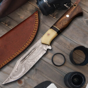 Custom Handmade Damascus Forged Steel Fixed Blade Camping Outdoor Utility Knife W/ Rosewood